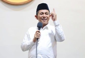 Gubernur Kepulauan Riau H. Ansar Ahmad