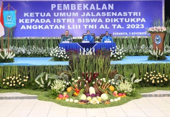Pembekalan Ketum Jalasenastri kepada Istri Siswa Diktukpa Llll 2023