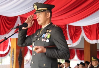 Dandim 0806/Trenggalek Memimpin Upacara Hari Pahlawan 2023 di Kabupaten Trenggalek