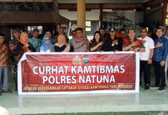 FGD bersama FKPD dan forum lintas agama serta berbagai unsur masyarakat di Ranai Square Kelurahan Ranai Kota Kecamatan Bunguran Timur Kabupaten Natuna, Jumat (11/08/2023). 