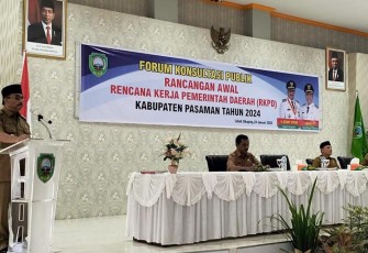 Pemda Pasaman saat Gelar Konsultasi Publik Dalam Penyempurnaan RKPD 2024