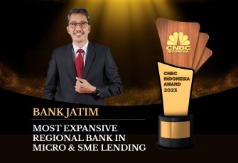 Bank Jatim Raih Penghargaan Road To CNBC Indonesia Awards 2023