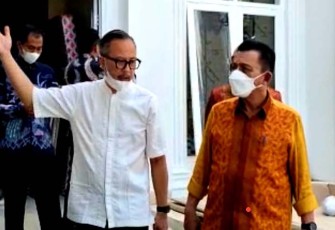 Gubernur Ansar saat Cek Progres Pengerjaan Rumah Singgah Jakarta 