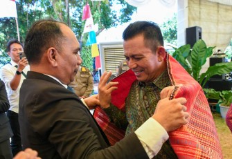 Gubernur Ansar saat Hadiri Perayaan HUT ke-40 HKBP Rogate Kijang