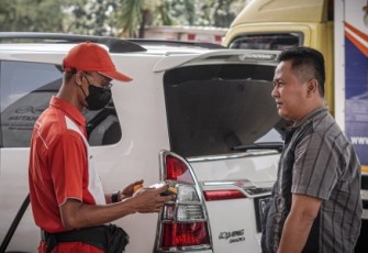 Ilustrasi pengguna BBM Pertalite
