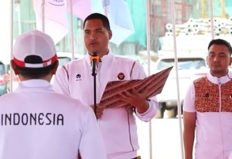 Menpora Republik Indonesia, Dito Ariotedjo, menghadiri acara pengukuhan dan pelepasan atlet Paralimpiade 2024 Paris Kontingen NPC Indonesia, Kamis (15/8/2024), di Paralympic Training Center, Delingan, Kabupaten Karanganyar