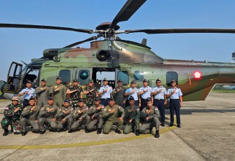 TNI Berangkatkan Satgas Operasi Penanggulangan Bencana Alam Ke Filipina