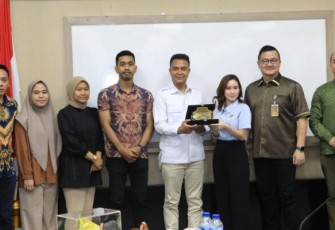 Wakil Ketua III DPRD Tangsel Kunjungi DPRD Kota Batam