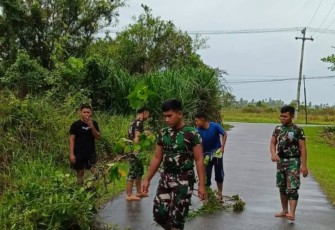Danlanud RSA Natuna Pastikan Lingkungan Kerja Aman di Tengah Tantangan Cuaca Buruk di Natuna