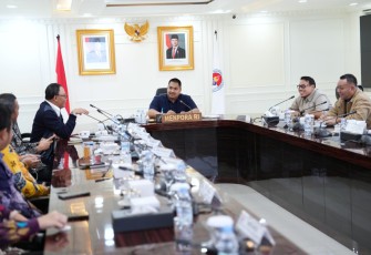 Menpora RI Dito Ariotedjo melakukan rapat koordinasi dengan perusahaan Badan Usaha Milik Negara (BUMN) pada Selasa (3/12) siang di Graha Kemenpora, Senayan