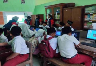 Pelatihan Penggunaan Aplikasi Microsoft Office untuk Anak Usia Sekolah Dasar 