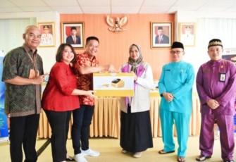 Dewi Ansar Apresiasi Komitmen Fohowey Internasional Perangi Kanker 