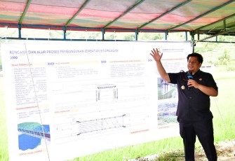 Bupati Samosir Vandiko Gultom 