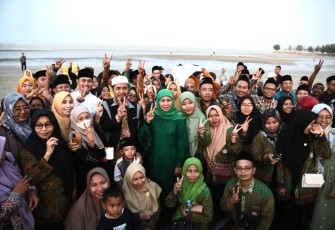 alon Gubernur Jawa Timur Khofifah Indar Parawansa bersilaturahmi dengan Forum Komunikasi Diniyah Takmiliyah di Kabupaten Tuban, Sabtu (28/9/2024)