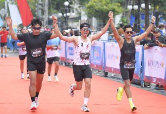 Antusiasme masyarakat saat mengikuti ajang Semarang 10K 2024