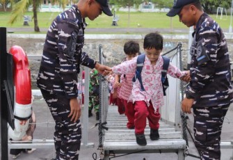 Warship Tour TNI AL