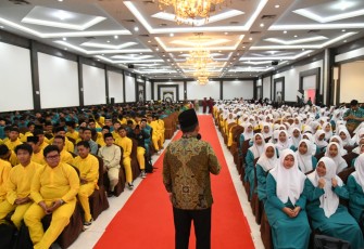 Guru SMA, SMK dan SLB Se Kota Batam Peringati Maulid Nabi bersama Gubernur Ansar di Golden Prawn 