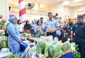 Danlanud RSA Natuna Bersama Ketua PIA Ardhya Garini Cab. 17/D.I Semarakkan Hari Ibu dan Bangkitkan Semangat Perempuan Natuna