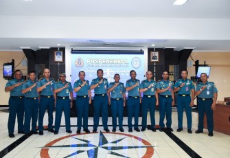 Prajurit Wing Udara 2 Ikuti Paparan Asistensi Psikologi untuk Keselamatan Penerbangan TNI AL