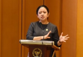 Ketua DPR RI Puan Maharani mengapresiasi kinerja Detasemen Khusus (Densus) 88 Polri yang berhasil menangkap tiga terduga pelaku teroris di Kota Batu, Jawa Timur. Ia pun menyoroti salah satu terduga pelaku teroris yang usianya masih muda