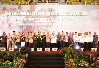 Wakapolri Didampingi Gubernur Ansar saat Hadiri Bakti Polri Presisi Untuk Negeri di Batam