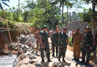 Danrem 121/ABW Tinjau Pra TMMD ke-121 Ponorogo