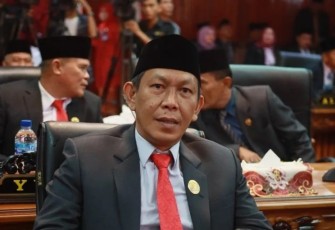 Ketua Komisi II DPRD BS Holman, SE 