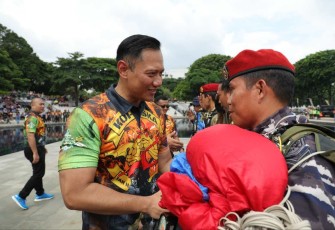 Menteri ATR/Kepala BPN, Agus Harimurti Yudhoyono (AHY) saat di Lapangan Merdeka, Jakarta pada Minggu (03/03/2024) pagi.