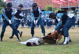 104 Siswa Kodiklatal Siap Mengabdi Sebagai Jalasena Berbaret Pomal