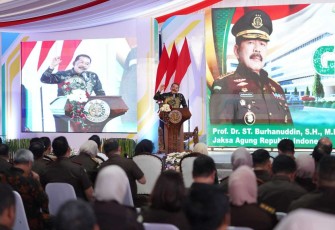 Jaksa Agung ST Burhanuddin membuka dan memberikan sambutan dalam acara Groundbreaking Pembangunan Rumah Sakit Umum (RSU) Adhyaksa Mojokerto, Rabu 6 Maret 2024 bertempat di Mojokerto, Jawa Timur