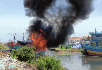 Pasca terjadi Kebakaran Kapal di Dermaga Kluwut Brebes