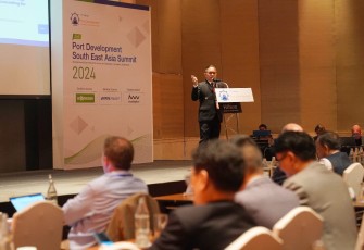 Direktur Badan Usaha Pelabuhan BP Batam, Dendi Gustinandar, saat menjadi pembicara dalam ajang bergengsi 3rd Port Development South East Asia Summit (PDSEAS) 2024 yang berlangsung di Hotel Hilton, Bangkok, Thailand, pada Selasa, 10 September 2024.