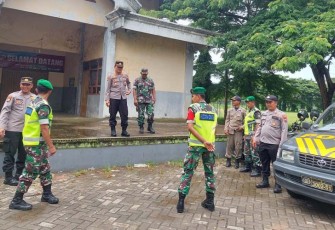 Sinergi TNI-Polri Patroli Pasca Pemilu 2024 di Trenggalek