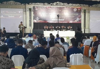 KPU Kabupaten Blora saat menggelar rapat pleno terbuka rekapitulasi dan penetapan hasil penghitungan perolehan suara tingkat kabupaten.
