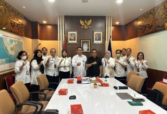 Foto bersama BNPP dengan DPRD Kabupaten Kepulauan Meranti