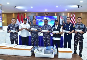 Konferensi Pers Penyeludupan Baby Lobster Senilai Rp46,8 Miliar di Jakarta 