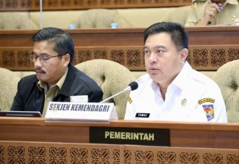 Plt Sekjen Kemendagri Tomsi Tohir 