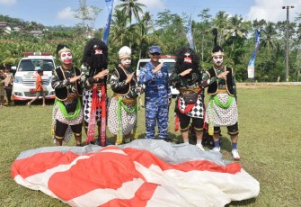 Atlet paralayang binaan lanud J.B Soedirman 
