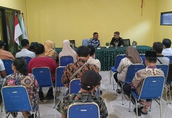 Anggota DPRD Jatim dr Benjamin Kristianto Datangi Kades Mergosari Sidoarjo
