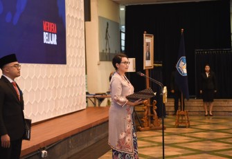 Sesjen Kemendikbudristek Suharti