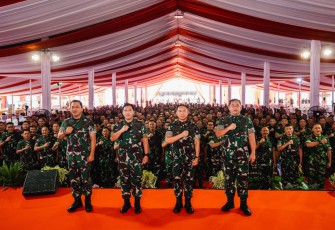 Panglima TNI Berikan Pengarahan Kepada Para Komandan Satuan Jajaran TNI 