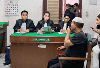 Tumirin dalam persidangan kasus pemalsuan surat tanah
