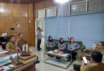 Flora Nainggolan Beserta Tim Kanwil Kemenkumham Sumut Kunjungi Dinas Perindustrian dan Perdagangan  Provinsi Sumut Lakukan Pembahasan.
