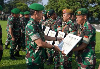 Pangdam I BB Berikan Penghargaan kepada Prajurit
