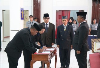 Agung Krisna Resmi Melantik dan Mengambil Sumpah Jabatan MPD