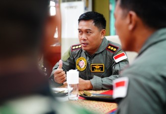 Dansatgas (Komandan Satuan Tugas) Kolonel Pnb Asep Wahyu Wijaya, M.M.S.
