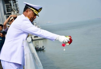 Wadan Puspenerbal Laksma TNI Bayu Alisyahbana
