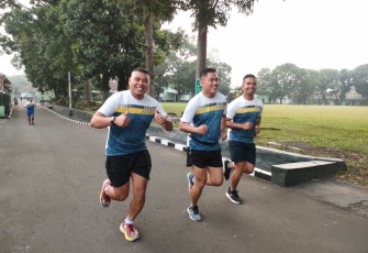Lari pagi gembira prajurit Menarmed 2 Kostrad 