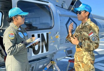 Air crew heli Panther HS-1305 di Lebanon