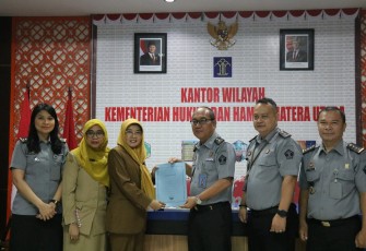Kanwil Kemenkumham Sumut Bersama Pemerintah Provinsi Sumut Poto Bersama Usai Rapat Harmonisasi.